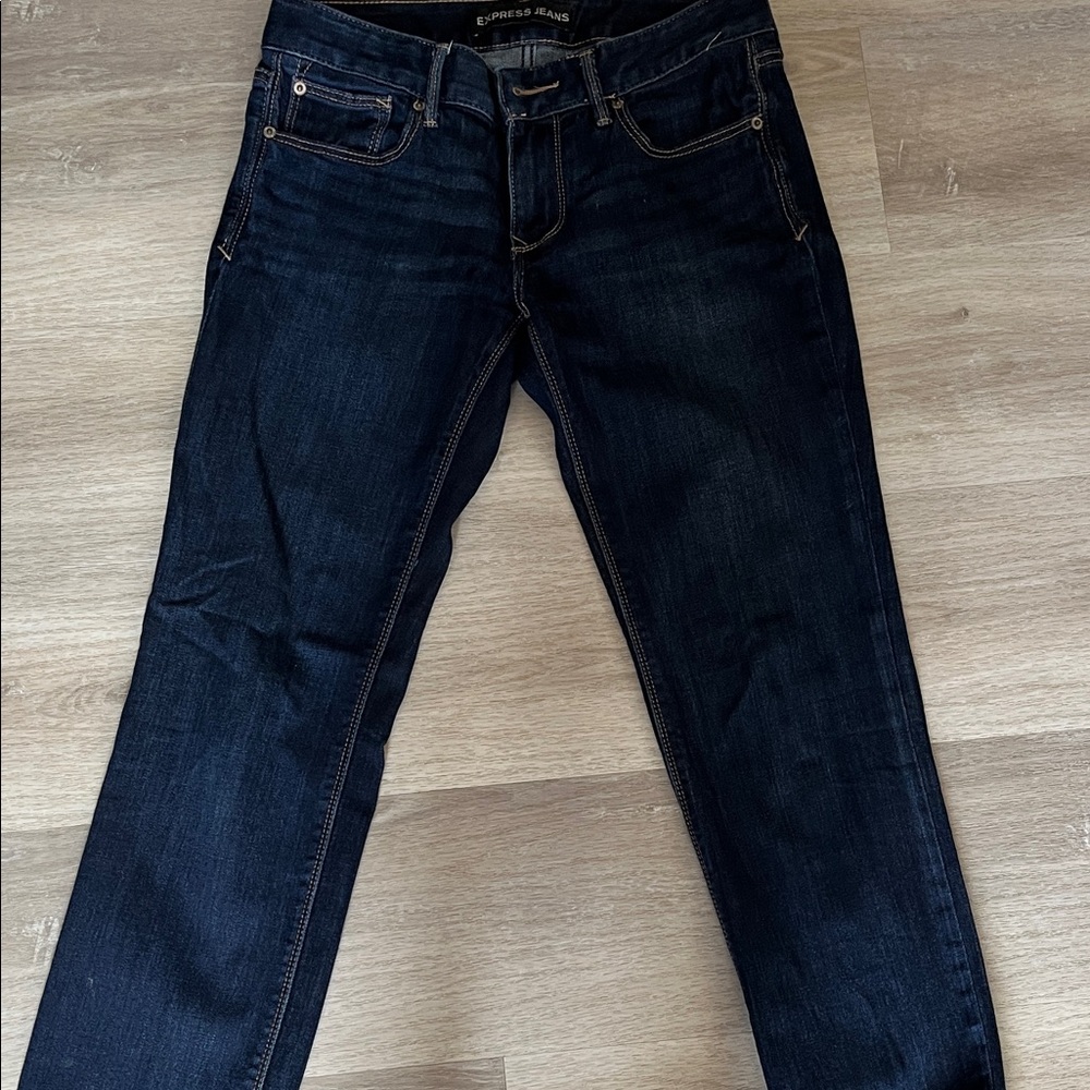 Express Dark Indigo Straight Leg Jeans. 29” inseam. Nonsmoking home